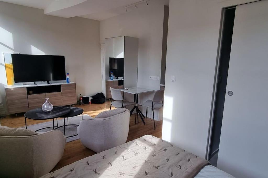 Parlement - Beau Studio Lumineux Rennes Bagian luar foto